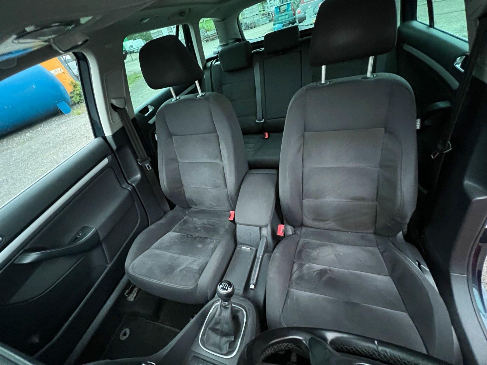 Volkswagen Golf 2010 — photo 8