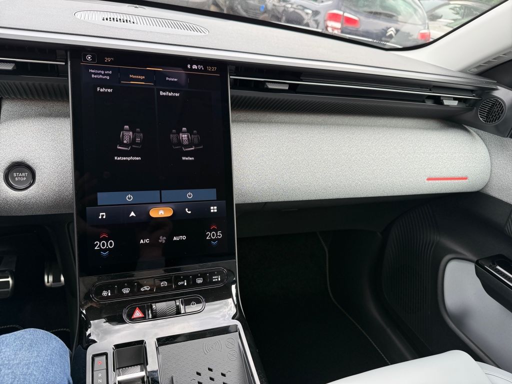 Fahrzeugabbildung Citroën C5 Aircross Hybrid 145 TEAM D mit Winter Paket