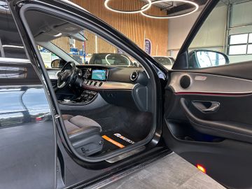 MYAUTOCENTER – Gebraucht- und Jahreswagen mit Werkstattservice in Pfaffenhofen Mercedes-Benz E 220 *TÜV:228*ACC*NAV*2-Zonen*LED*