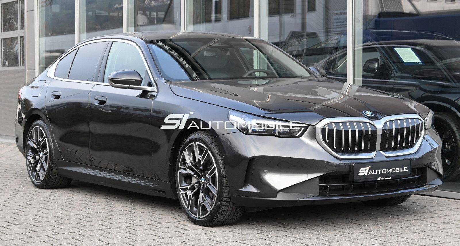 Fahrzeugabbildung BMW 550e xDr. °UVP 105.960€°AD.M-FAHRW.PROF°MERINO°