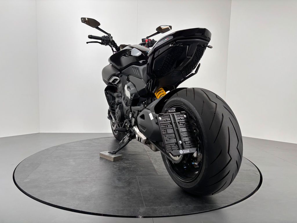 Fahrzeugabbildung Ducati DIAVEL V4 *SEITL. KENNZEICHENHALTER *NEUWERTIG