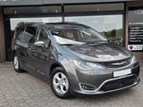 Chrysler Pacifica /7-Sitzer/Limited/PANO - Chrysler Pacifica in Düsseldorf