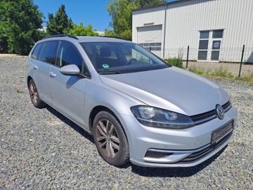 Volkswagen Golf - 2