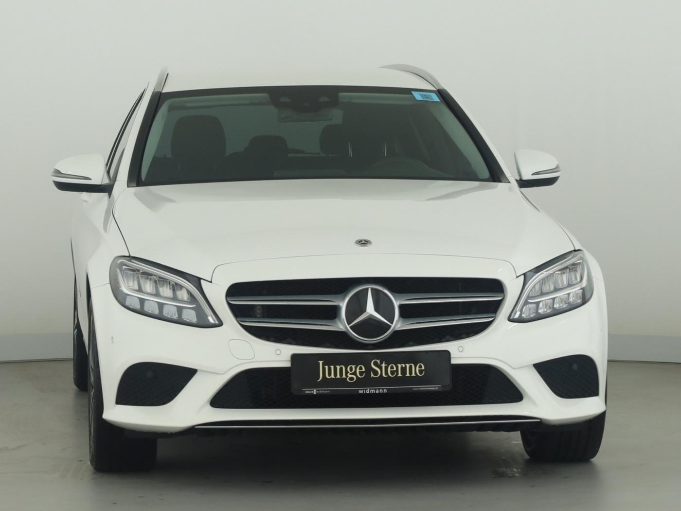 Mercedes-Benz C 300 e T Avantgarde*Navigation*LED*PTS*Sitzhzg*