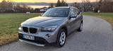 BMW X1 20i - BMW 1er Reihe mit Benzin-Antrieb: Geländewagen