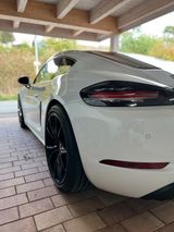 Porsche Cayman Top Zustand - Porsche Cayman aus 2016