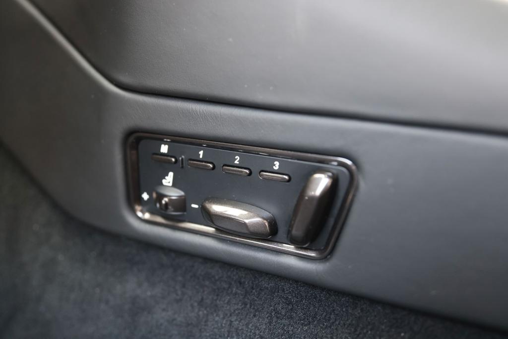 Aston Martin Vanquish