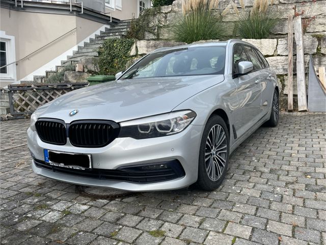 BMW 530d Touring Sportline / Sportautomatik