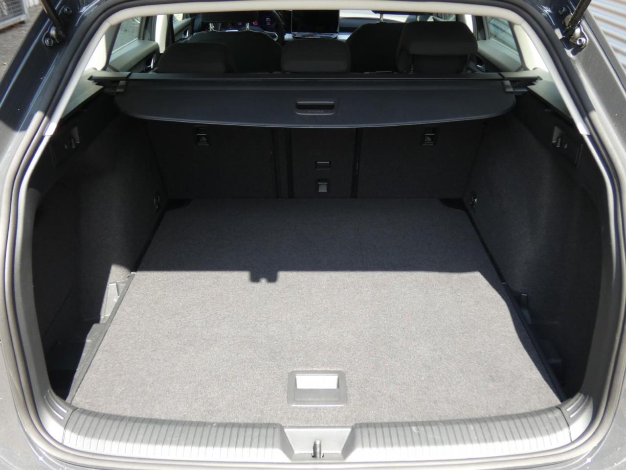 Volkswagen Golf VIII Variant 2.0 TDI Life LED SHZ PDC ACC A, миниатюра 8