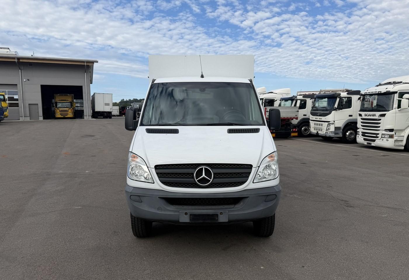 Mercedes-Benz 516 CDI 4x4 Kühlkoffer/HB / Swiss-Vehicle