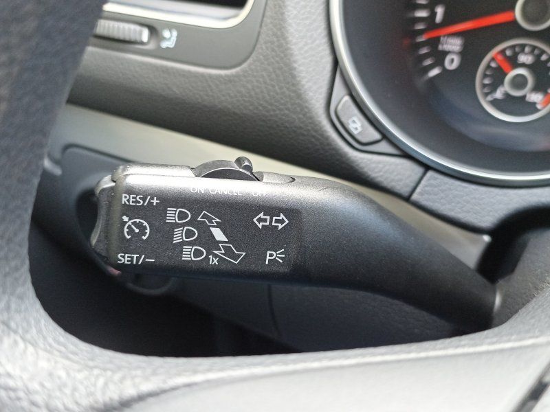 Fahrzeugansicht 11 Fahrzeugabbildung Volkswagen Golf VI 1.2 TSI Trendline NAVI+PDC+TEMPOMAT+SIT