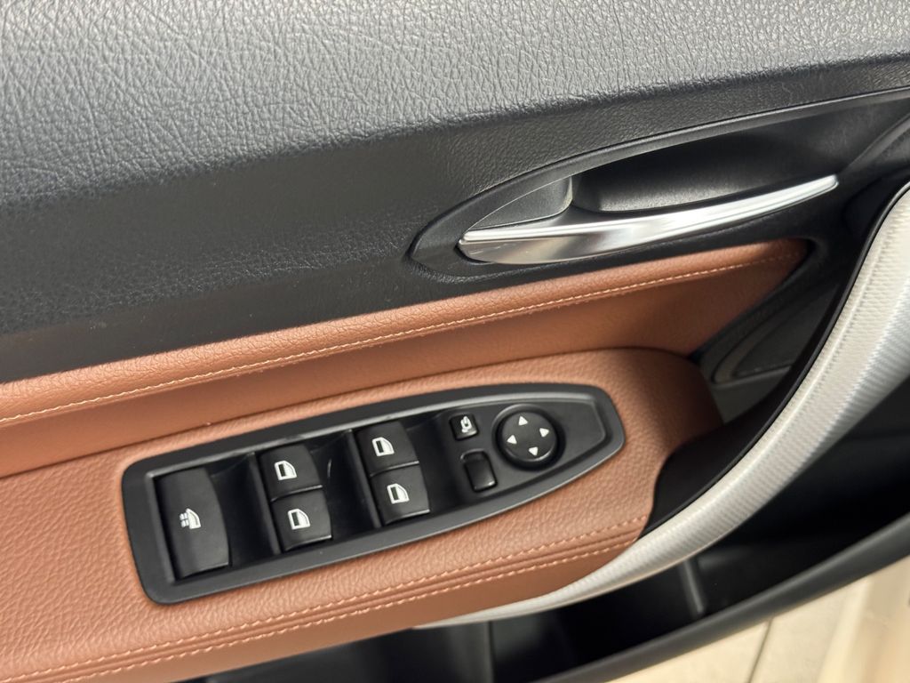 BMW 228 i M Sport Cabrio /DAB/Tempomat/SHZ/Leder BMW 228 i M Sport Cabrio /DAB/Tempomat/SHZ/Leder