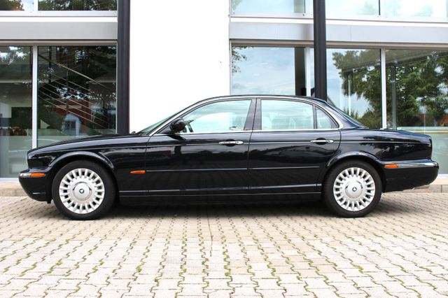 Jaguar XJ V8 Super/ 2. HAND/ DE/ SCHIEBEDACH/ SITZHZG.