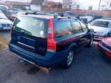 Volvo XC70 2.5T AWD.  " Tüv+ZR neu, Schalter " - Volvo XC70 aus 2003