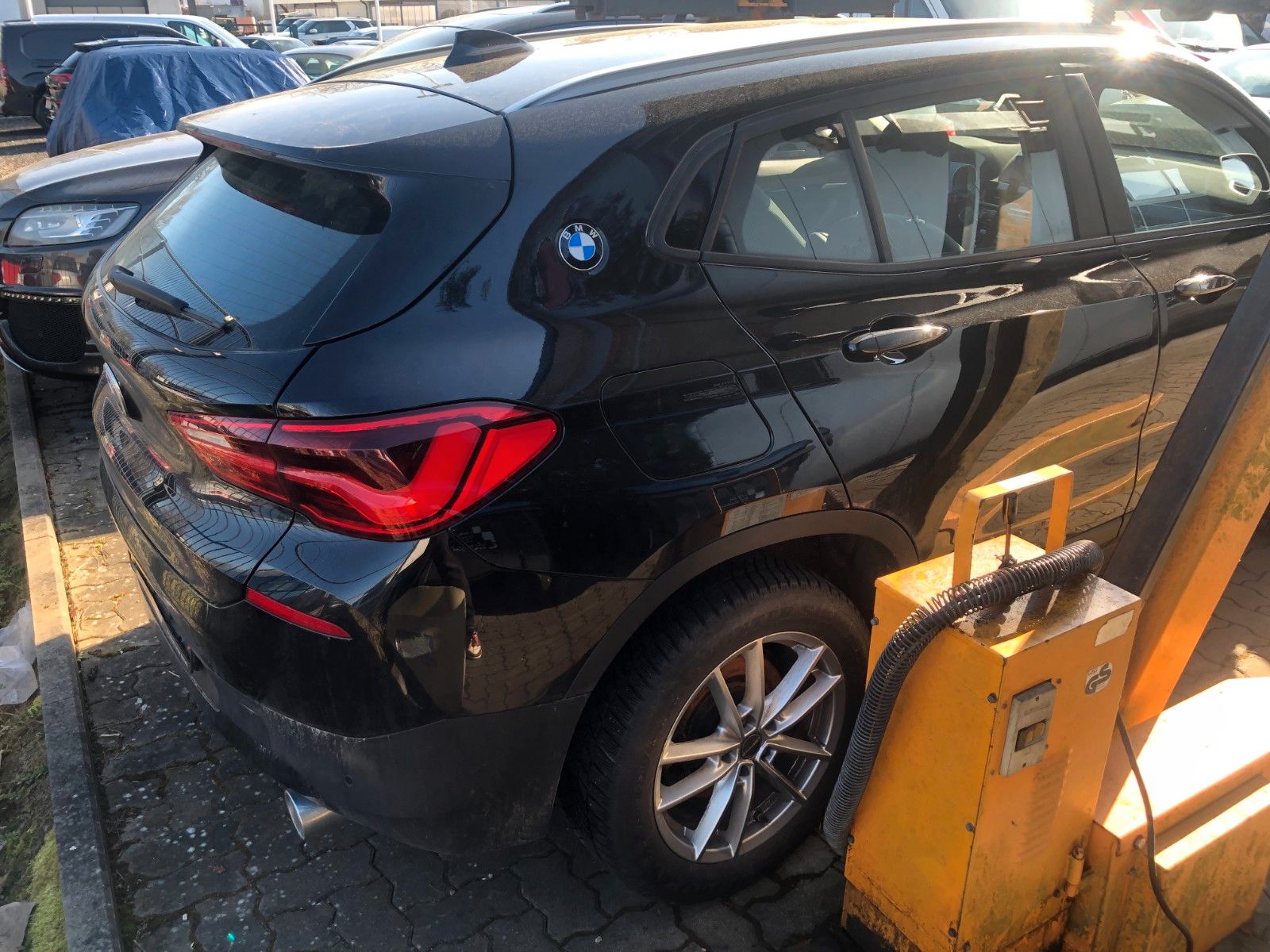 Fahrzeugabbildung BMW X2 sDrive 20 i Advantage Unfall