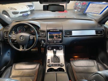 Volkswagen Touareg V6 TDI 4-MOTION *NAVI*LEDER*DAB*KAM*