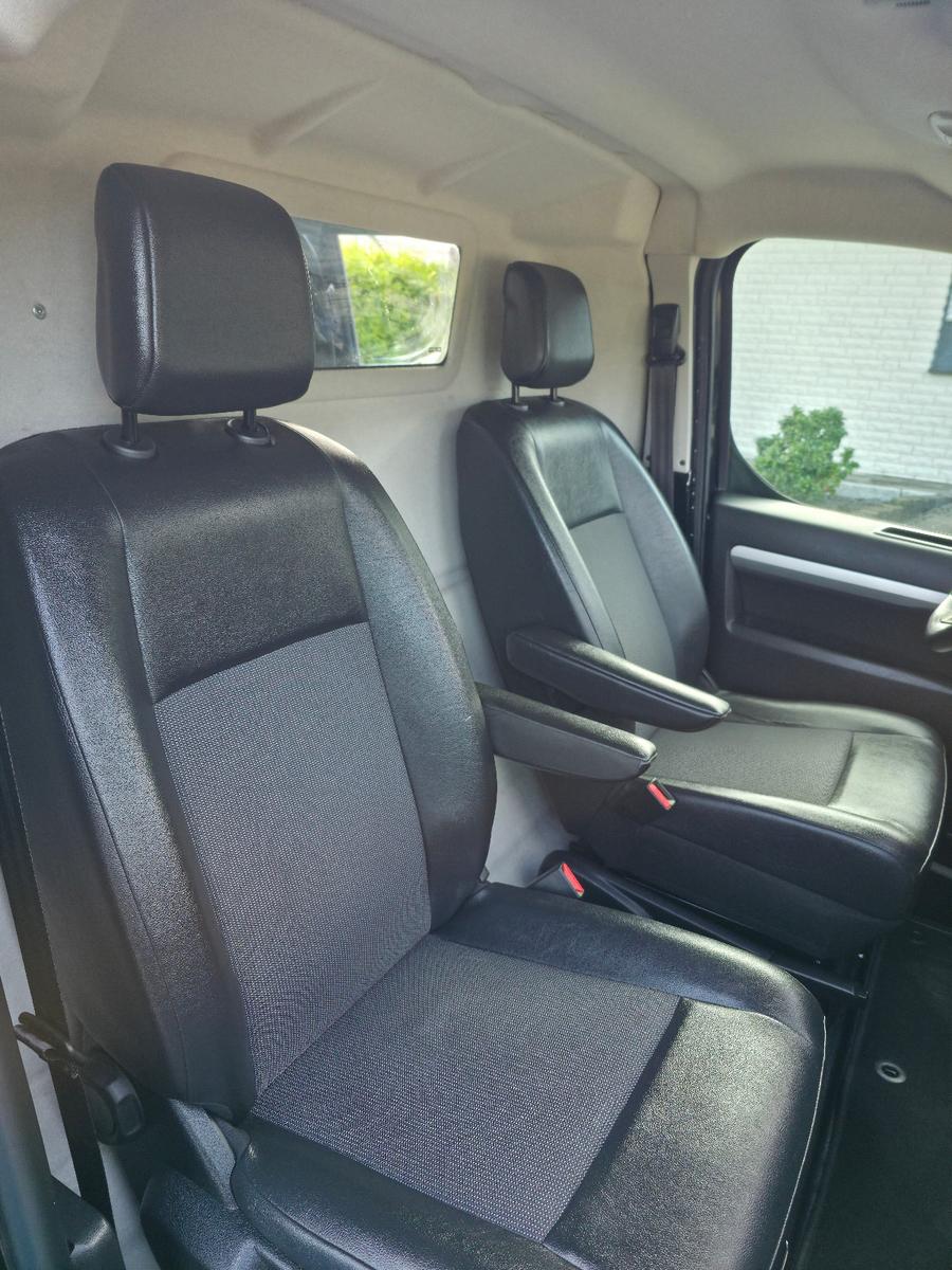 Peugeot Expert Asphalt L2 Automatik (2 x Schiebetür)