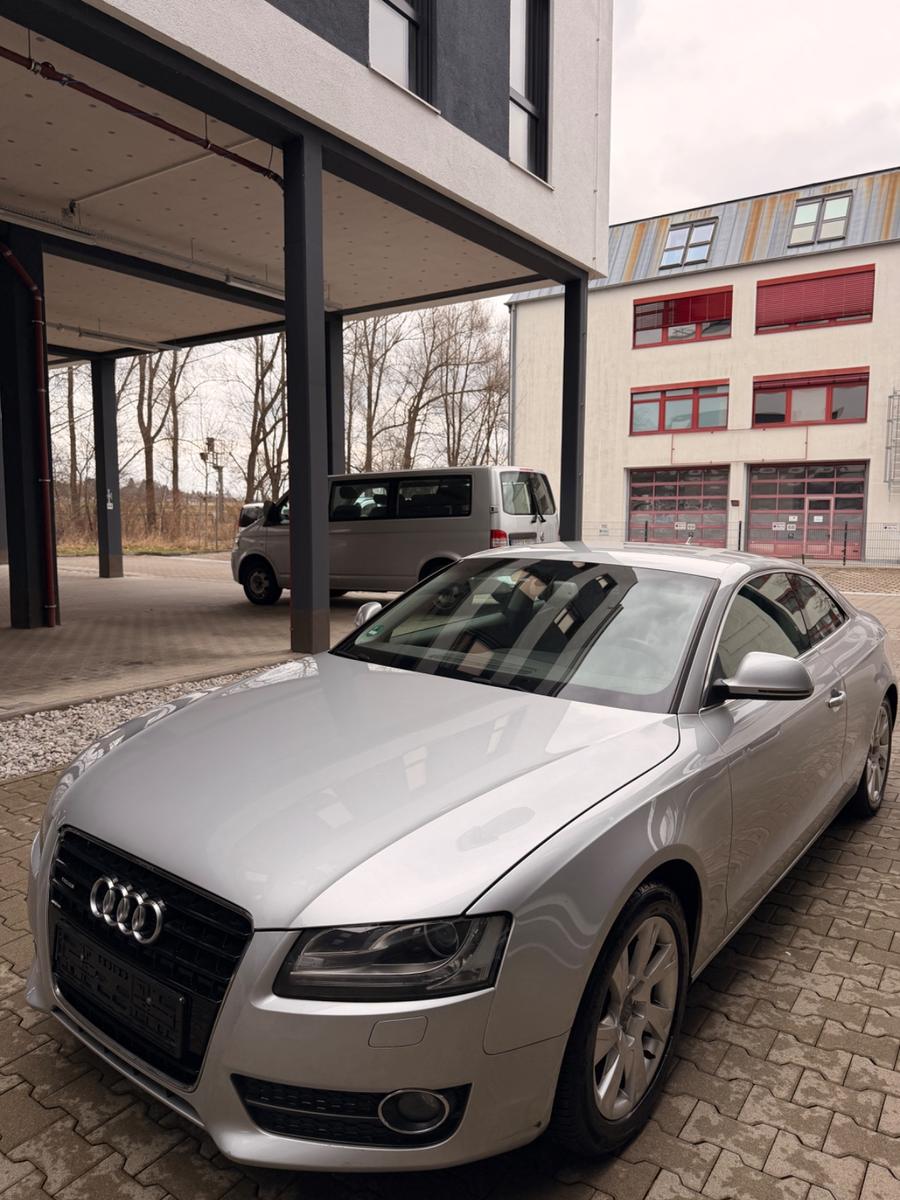 Audi A5*Coupe*3.2* FSI *V6 *quattro