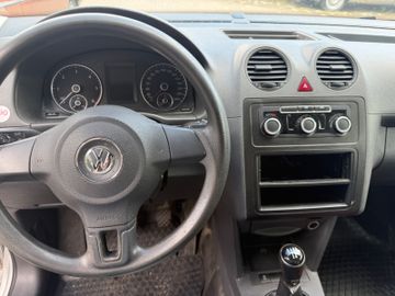 Volkswagen Caddy - 11
