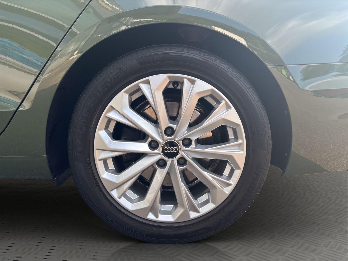 A4 Avant 2.0 TDI quattro AHK RFK ACC PANO LED NA