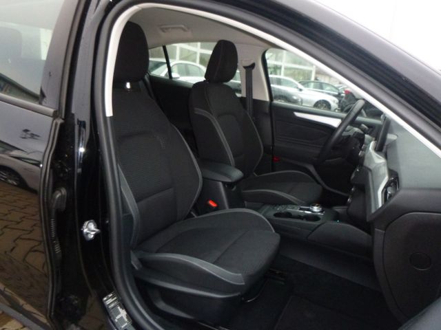 Fahrzeugabbildung Ford Focus 1,5 EcoBoost Lim >AUT/NAVI/Sitzheiz/PDC<