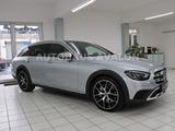Mercedes-Benz E450 4M ALL-TERRAIN*AMG~MULTIBEAM~PANO~BURM®~HUD - Gebrauchtwagen in Berlin