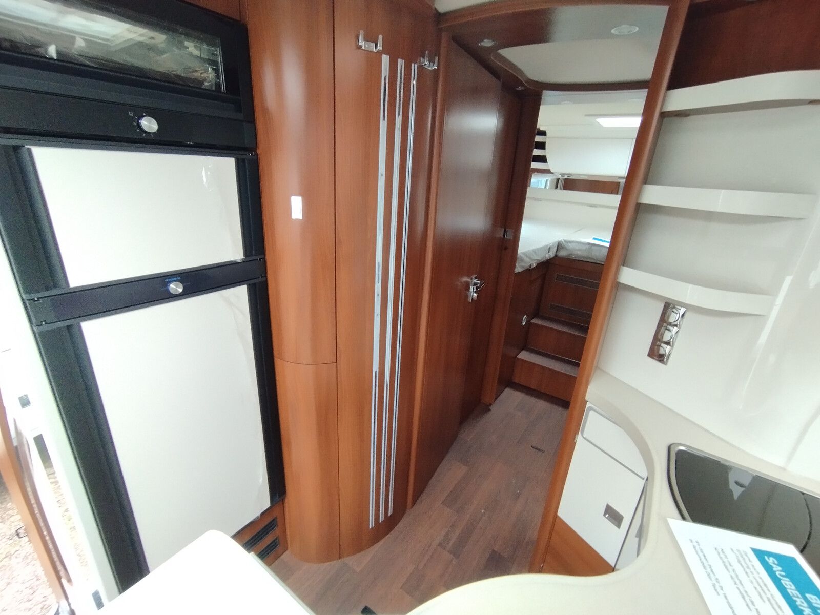 Fahrzeugabbildung Carthago chic c-line superior I 4.9 LE L Fiat,Sat,Markise
