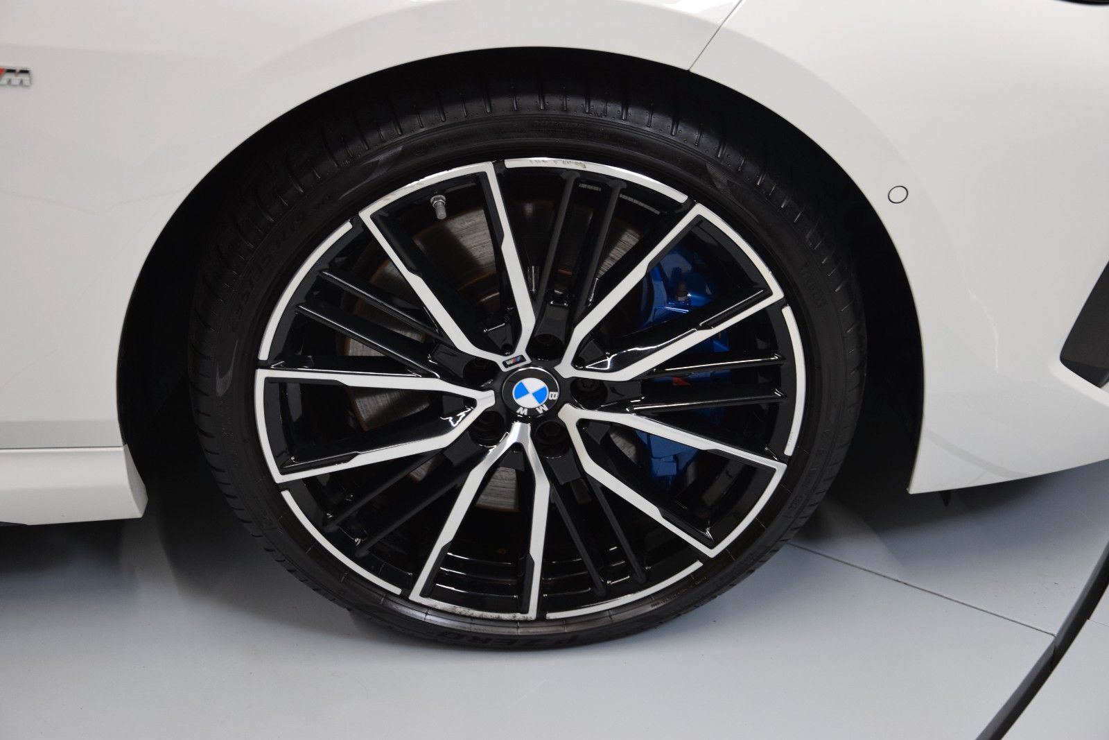 Fahrzeugabbildung BMW 218i M Sport Gran Coupe Panorama ACC H&k Memory