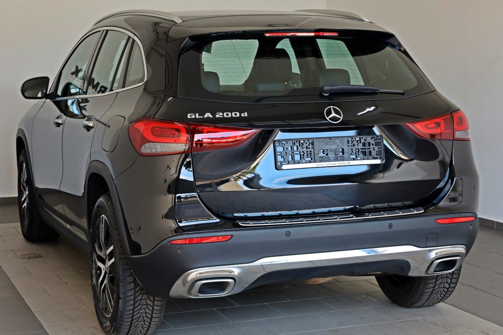 Fahrzeugabbildung Mercedes-Benz GLA 200d Leder,Navi,LED,Kamera,SH,Park-Paket