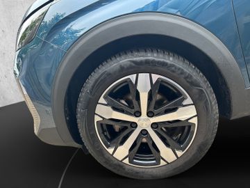 Peugeot 3008 Allure Pack 1.2 PureTech 130 Kam.+KeyLess