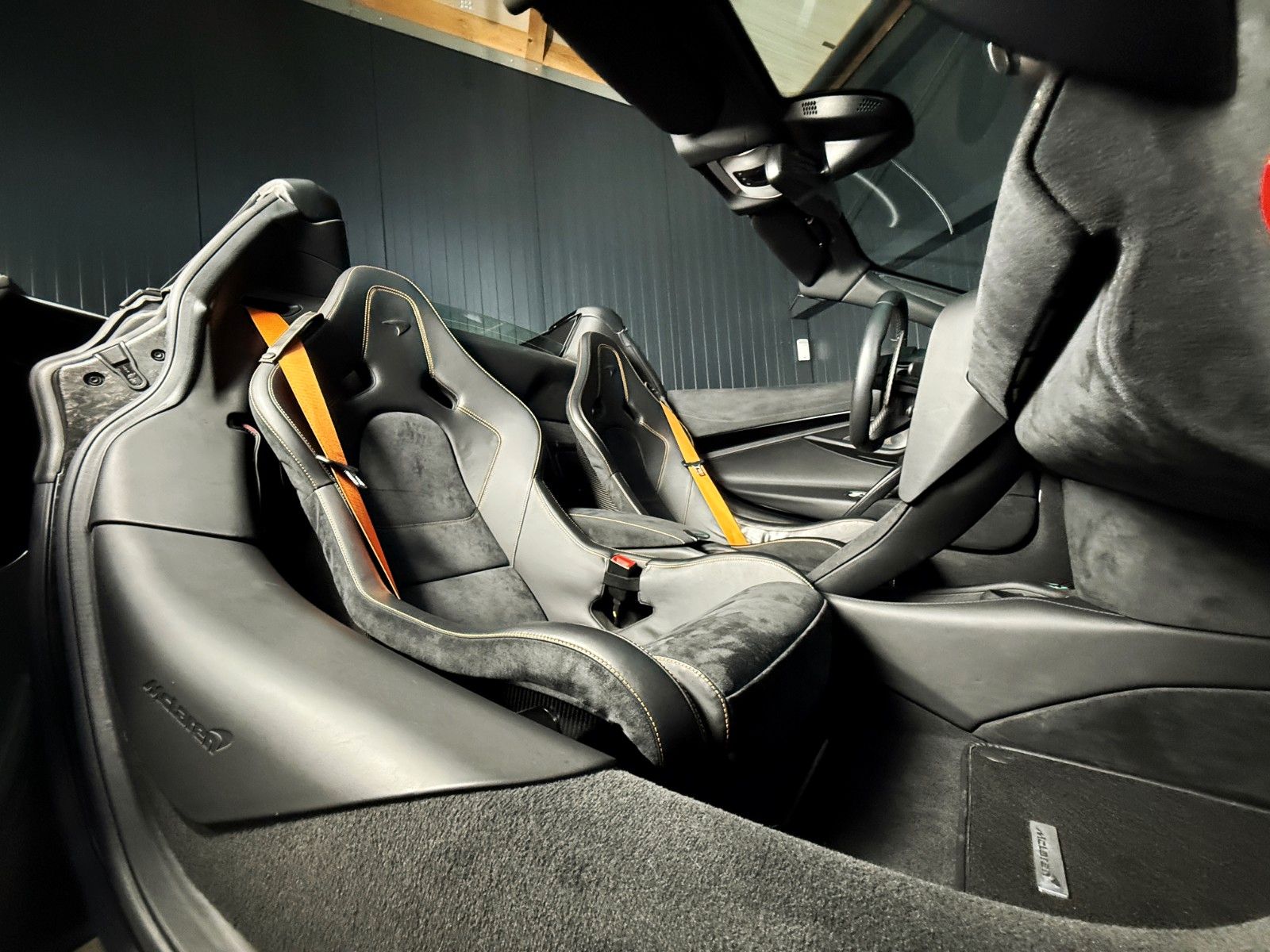 Fahrzeugabbildung McLaren 720S Spider + Scheckheft + Service Neu + Top Zus