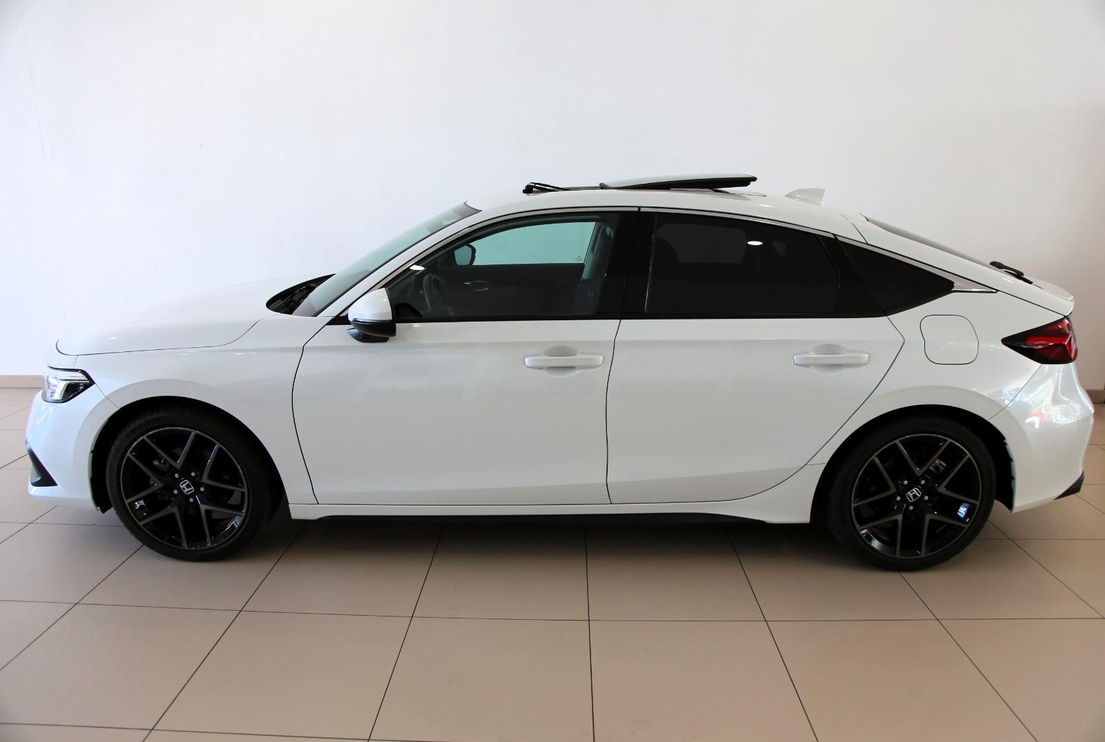 Honda Civic Lim. 5-trg. e:HEV Advance AZV Pano Bose