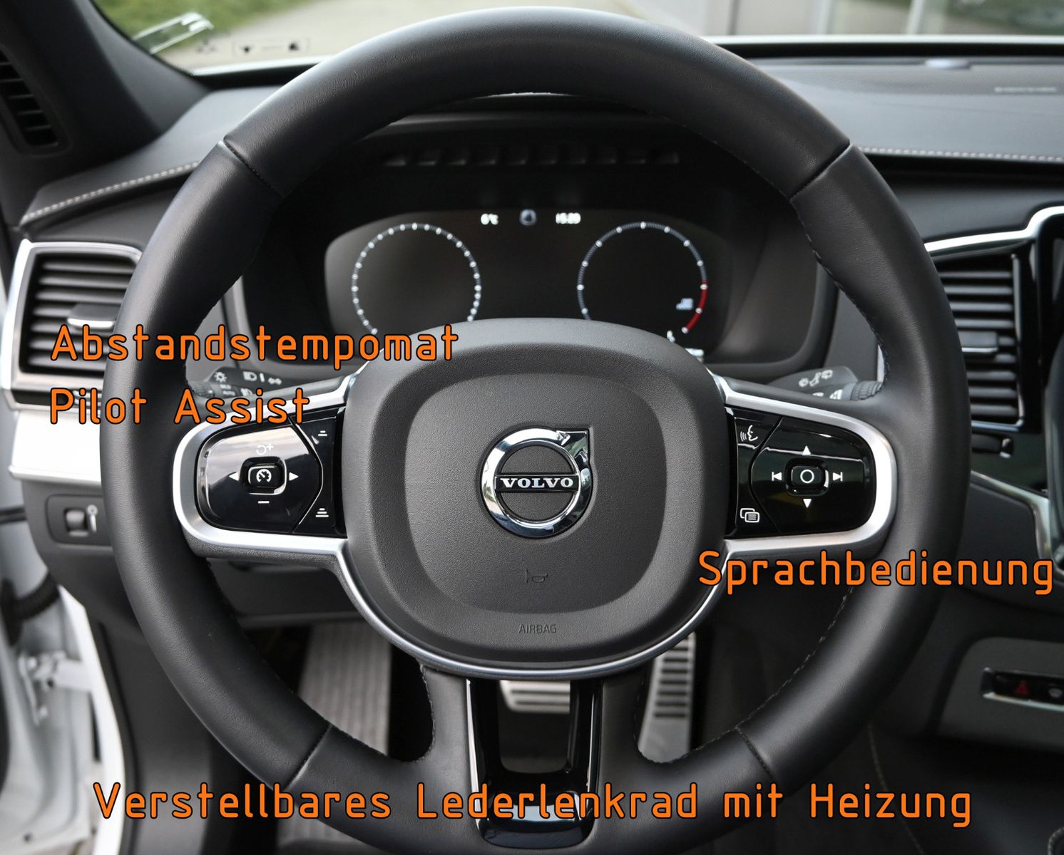 Fahrzeugabbildung Volvo XC90 B5 D AWD R-Design °ACC°AHK°PANO°STANDHEIZ°