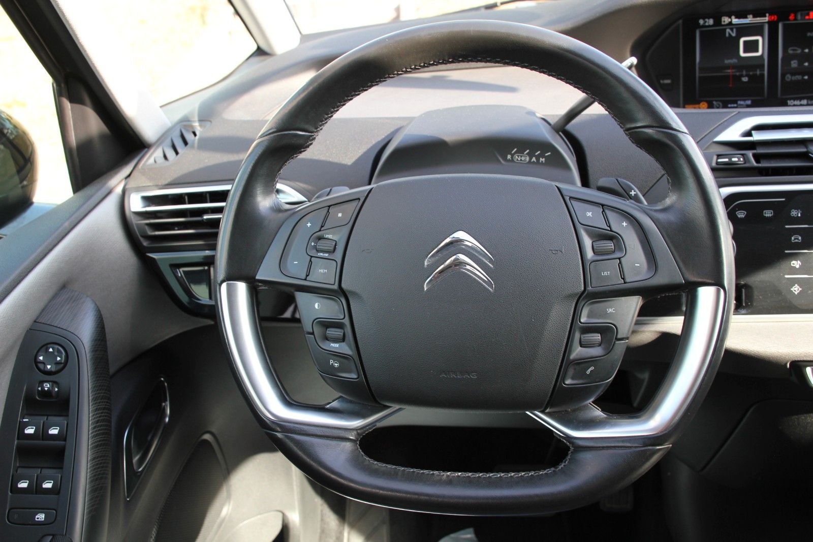 Fahrzeugabbildung Citroën Grand C4 Picasso/Spacetourer Intensive