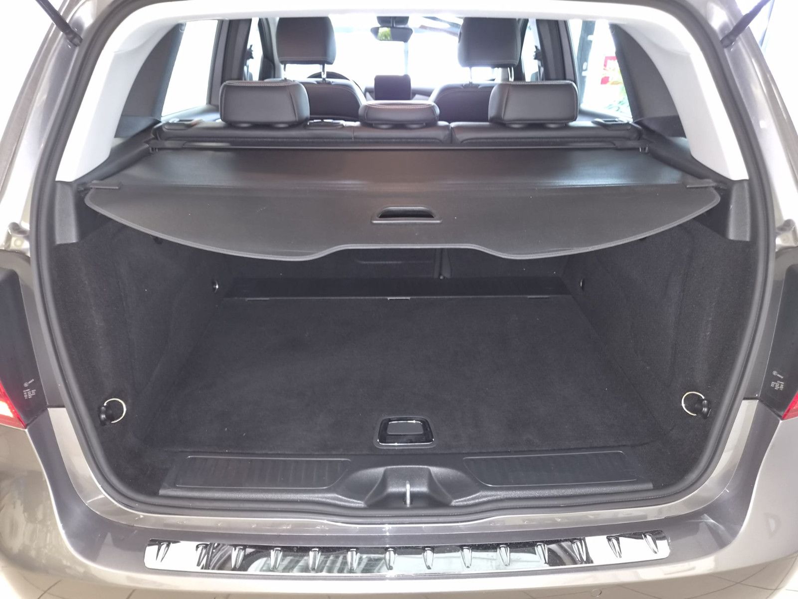 Fahrzeugabbildung Mercedes-Benz B 200 Urban Style Edition/LED/NAVI/SCHECKHEFT