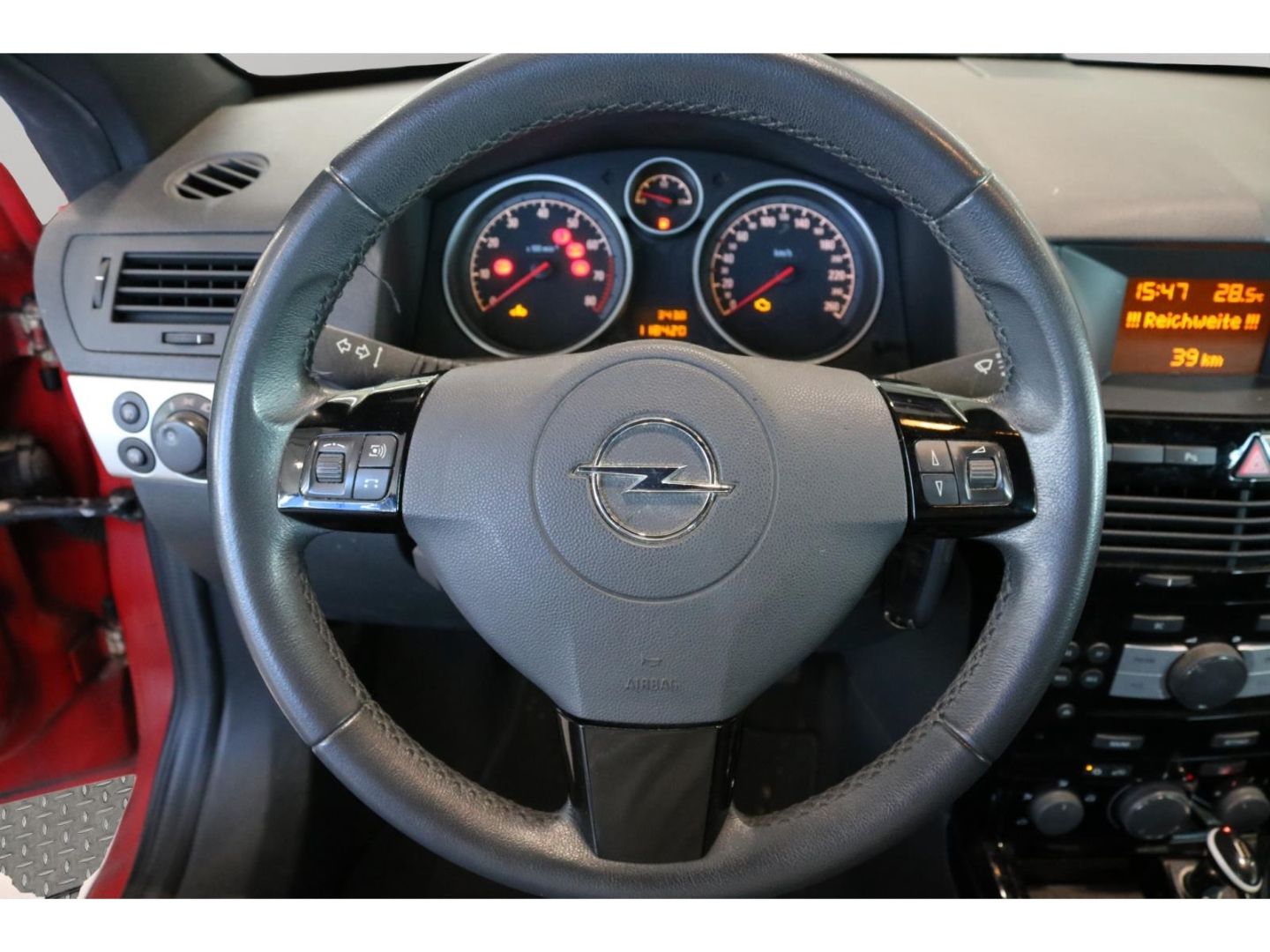 Fahrzeugabbildung Opel Astra H Twin Top Edition 111-Jahre Cabrio