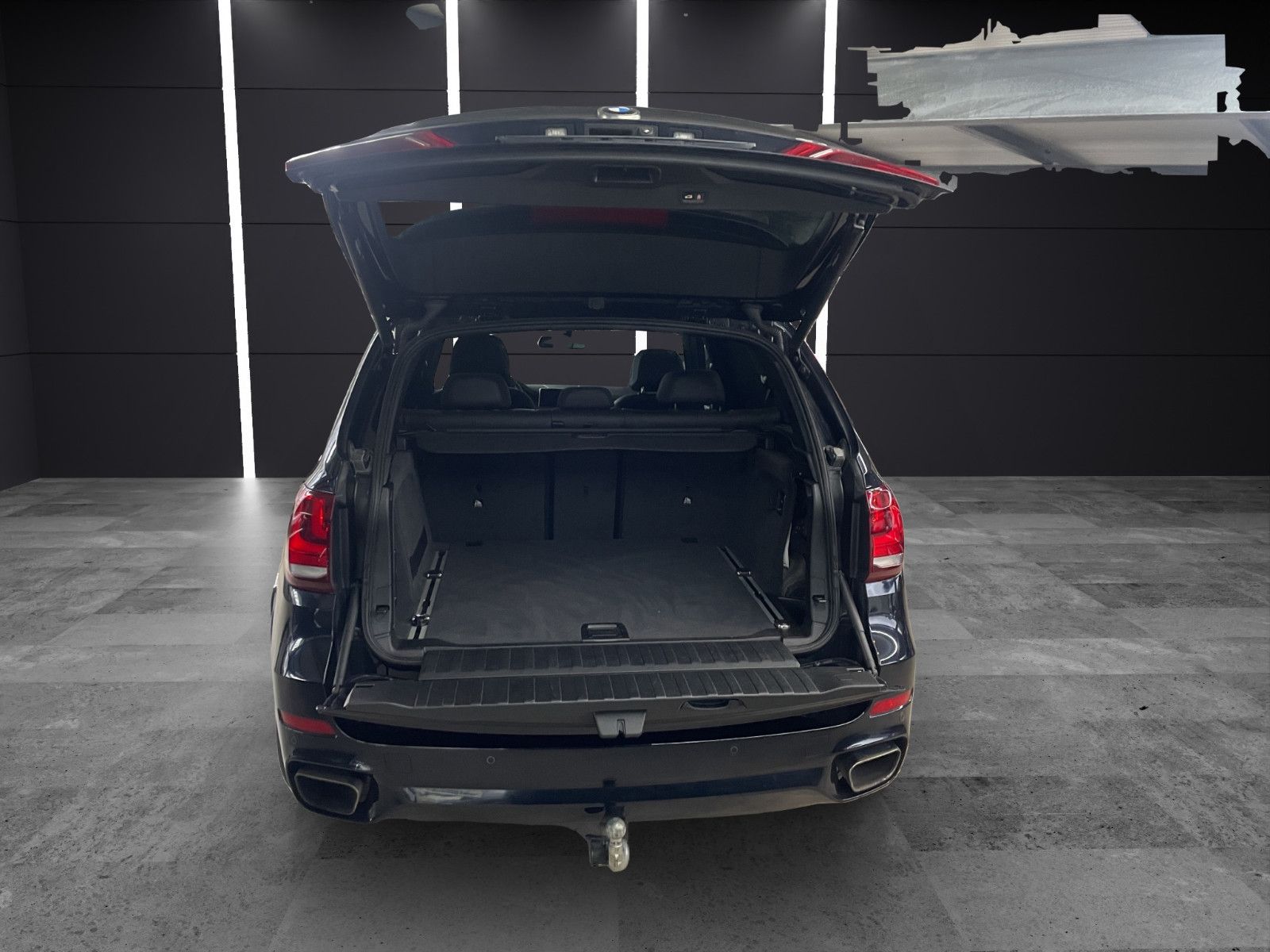 Fahrzeugabbildung BMW X5 xDrive 35 i *Pano*AHK*Sport-Paket M*Leder*