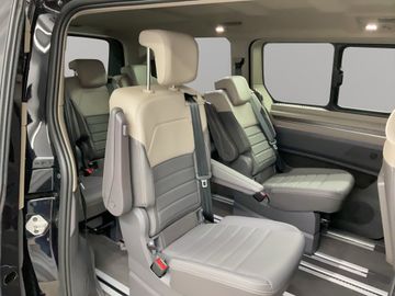 Volkswagen T7 Multivan - 7