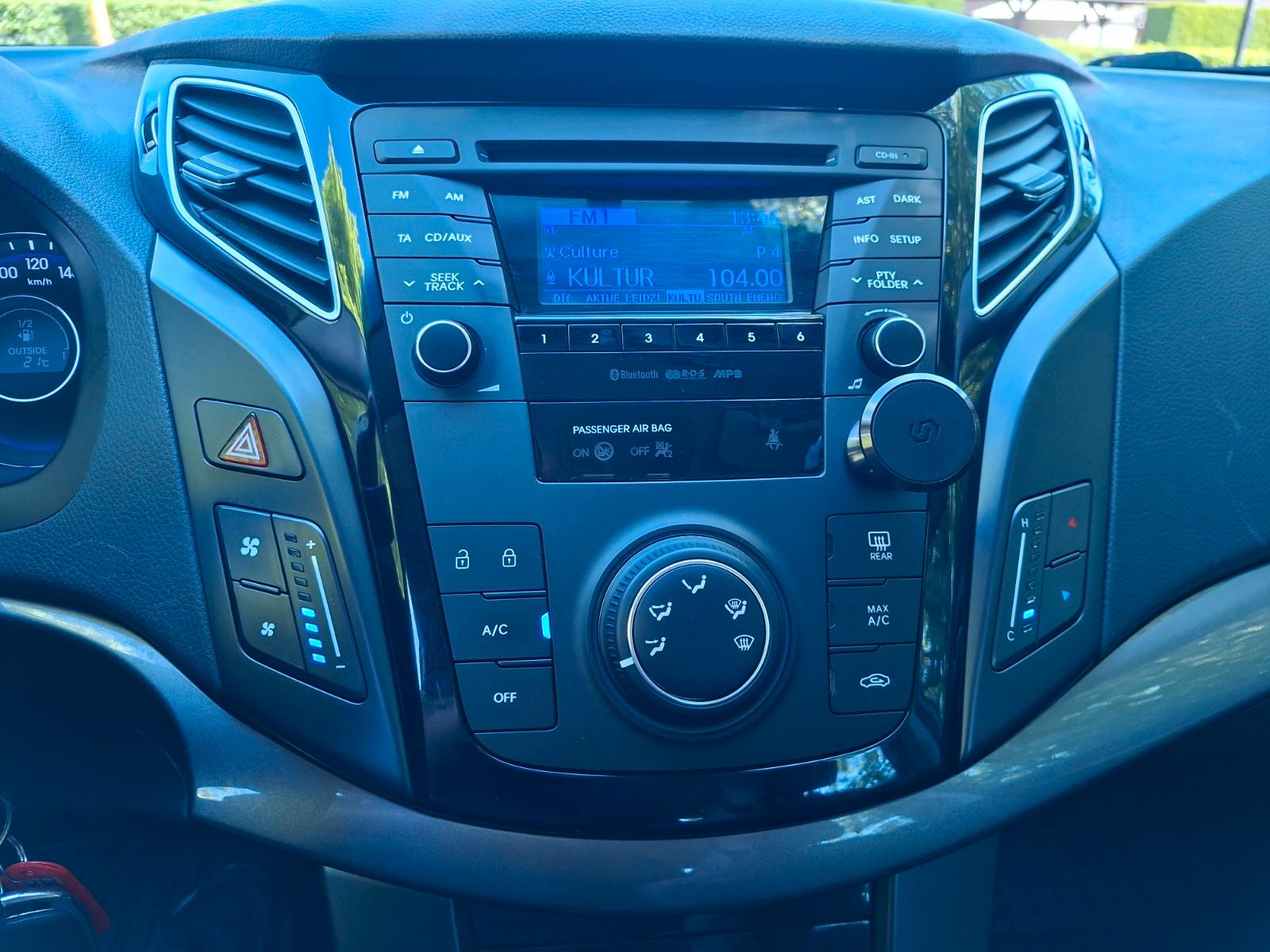 Hyundai i40 2013 — photo 20