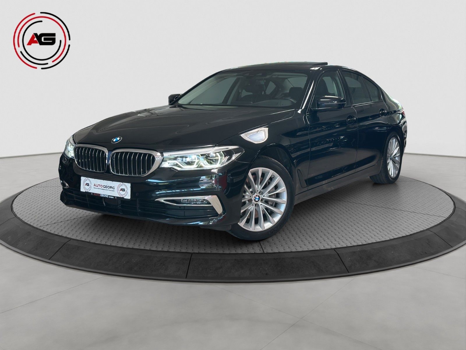 BMW 540i Luxury LC.PRO STANDH ACC GLASDACH HUD KAMER
