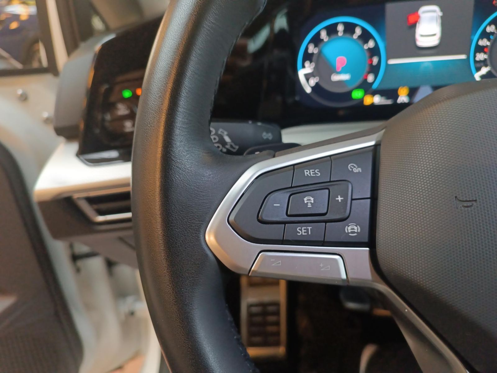Volkswagen Golf - Bild 12