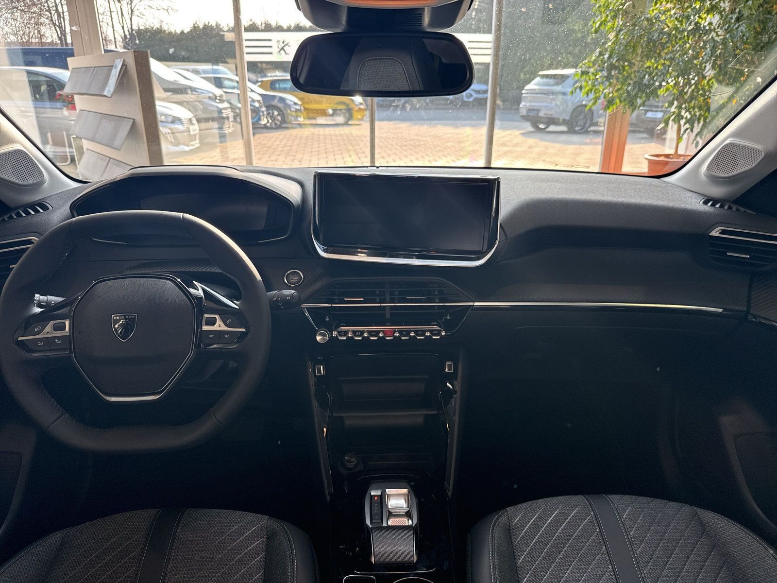 Peugeot 208 - Bild 9