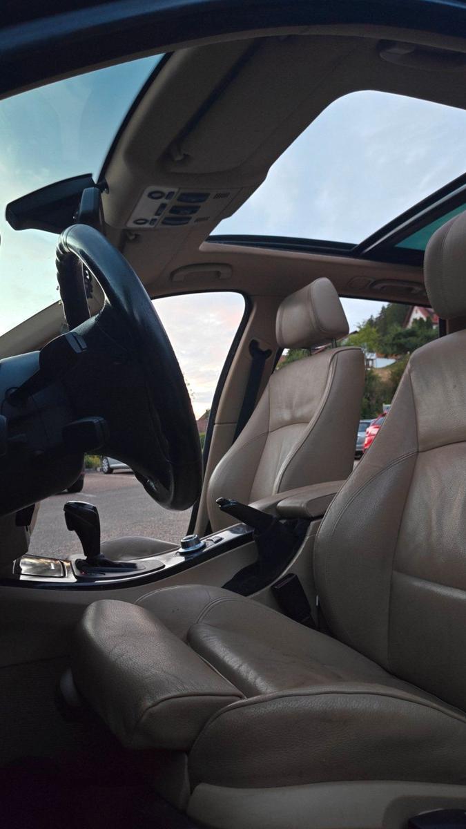 BMW 330 2006 — photo 7