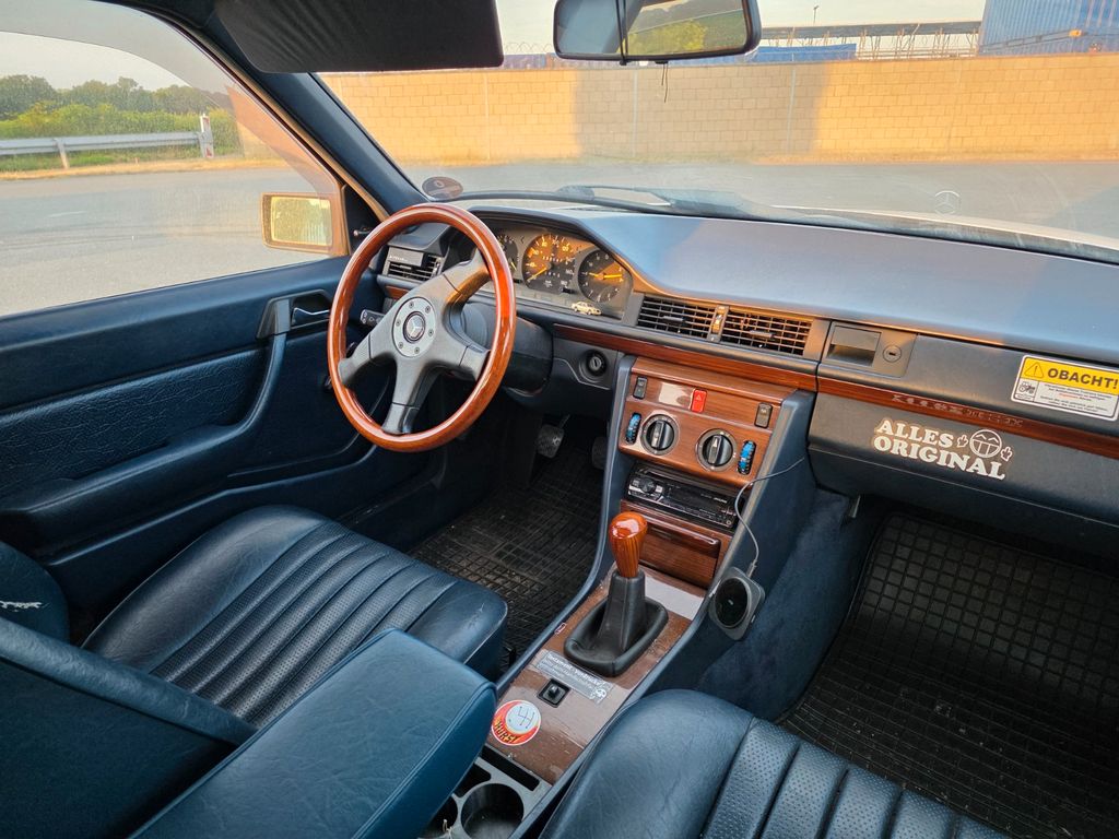 Angebot ansehen Mercedes-Benz E 200