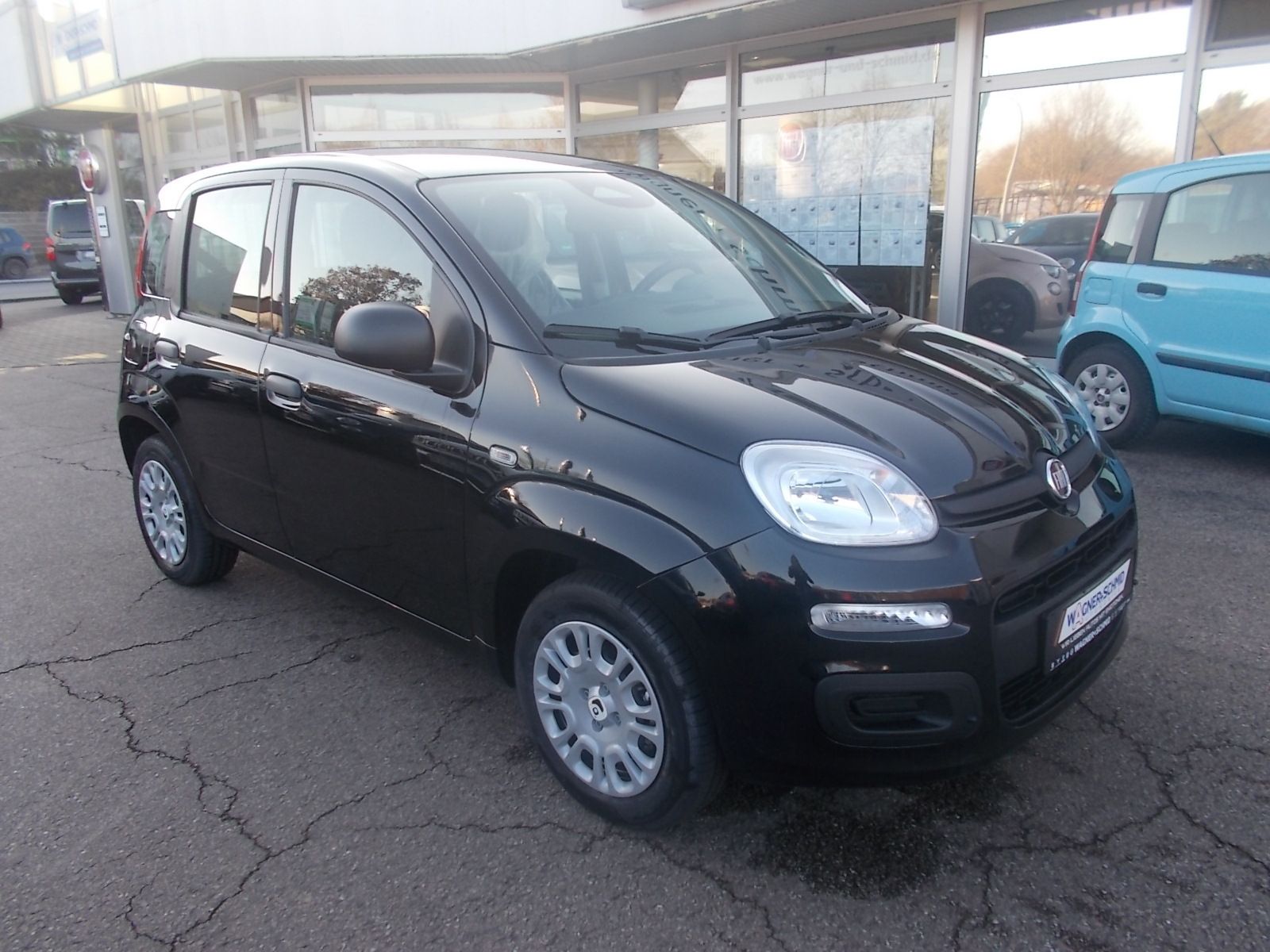 Fahrzeugabbildung Fiat Panda Pandina IKON 1.0 Hybrid