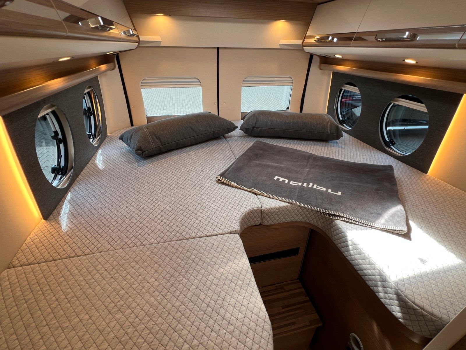 Fahrzeugabbildung Malibu Van diversity GT skyview 640 LE KE