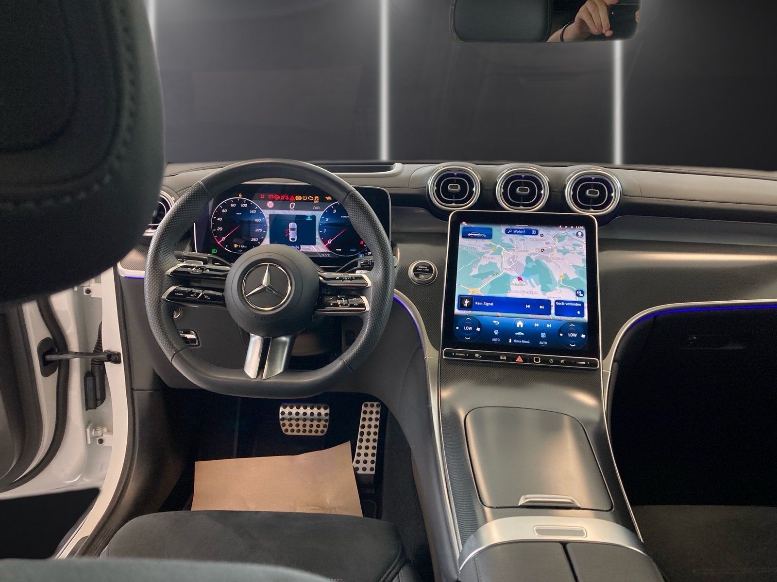 Fahrzeugabbildung Mercedes-Benz GLC 300 4M AMG Plus*HUD*Pano*20"*Distro*360°*AHK