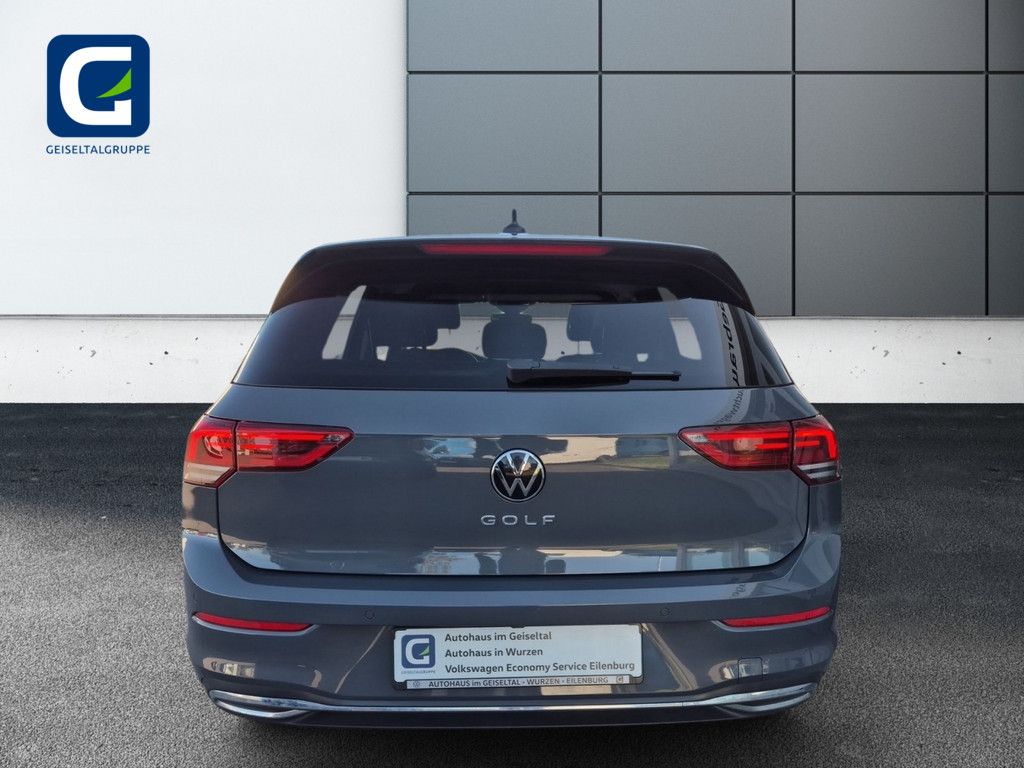 Golf VIII 1.5 TSI Active *LED*NAVI*STANDH*SHZ*PD