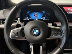 Fahrzeugabbildung BMW 218i Active Tourer M Sport--ACC/Travel/Pano/Head