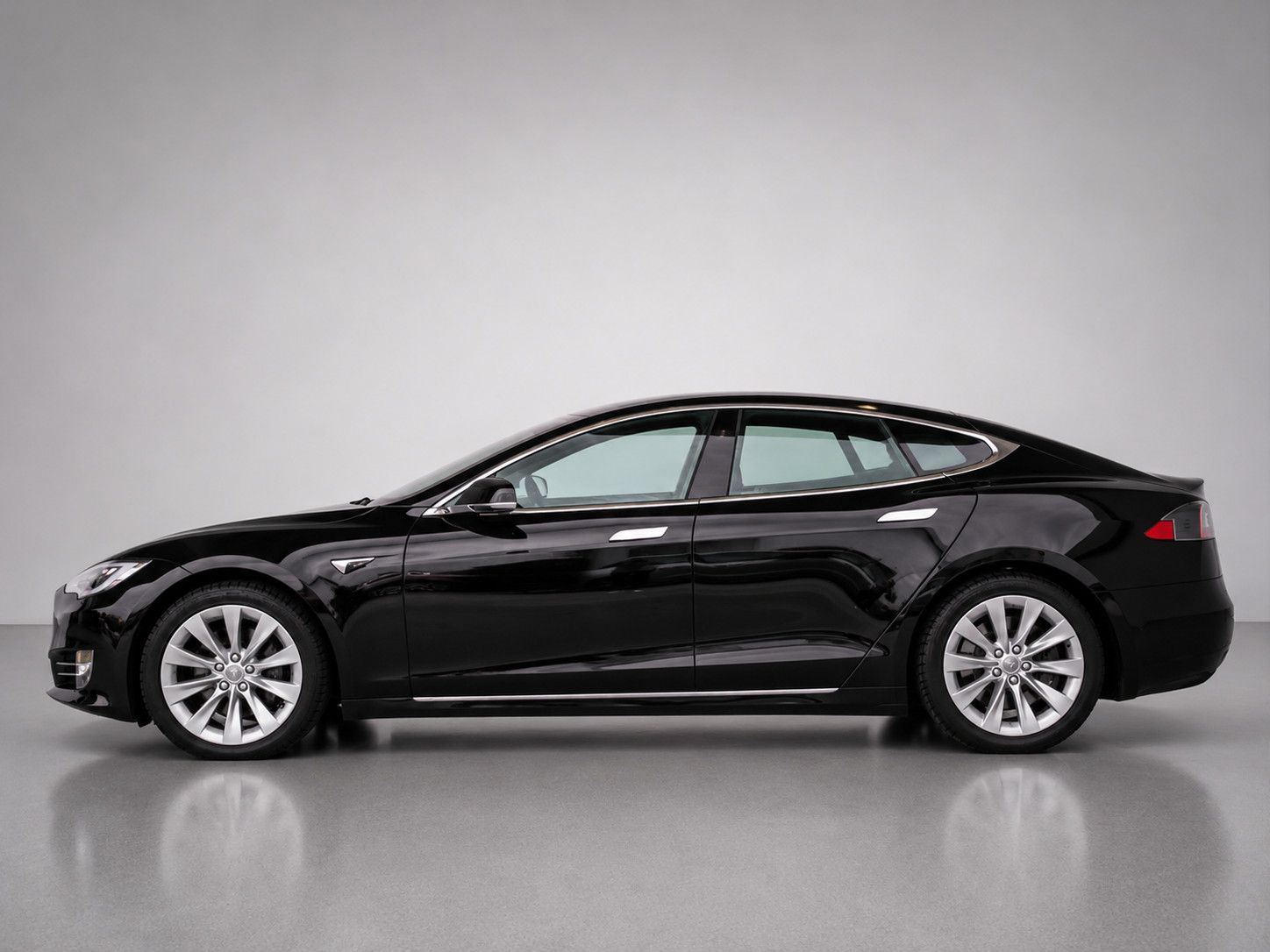 Tesla Model S 100D DUAL MOTOR ALLRAD KALTWETTER LUFT foto 5